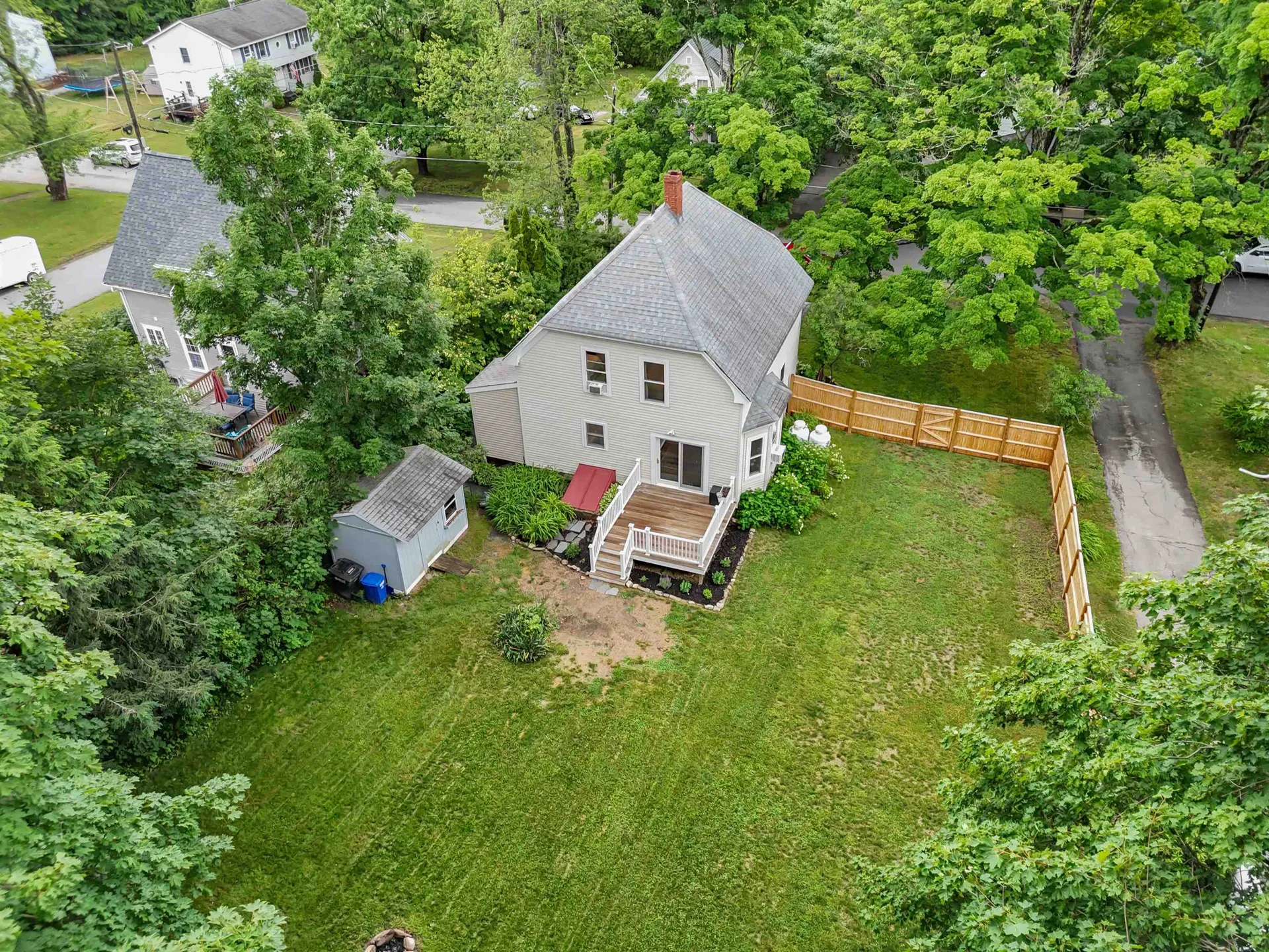 24 Fairview Avenue Derry NH 03038