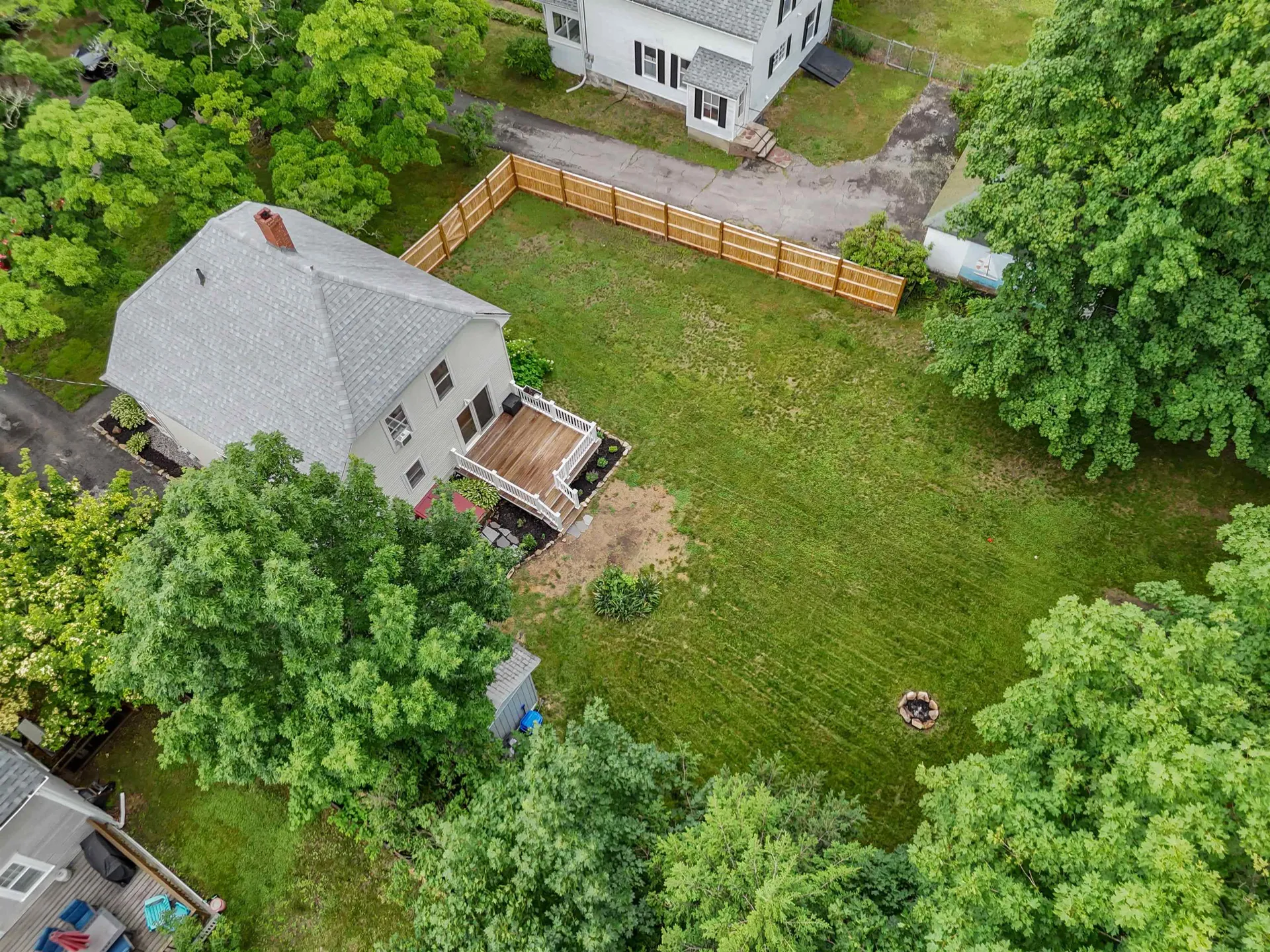 24 Fairview Avenue Derry NH 03038