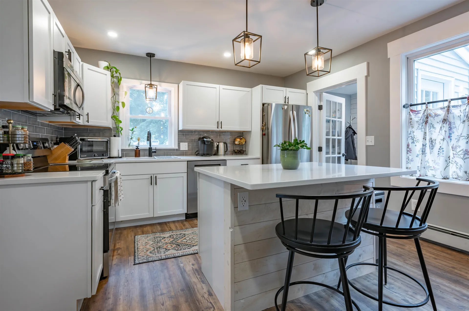 24 Fairview Avenue Derry NH 03038