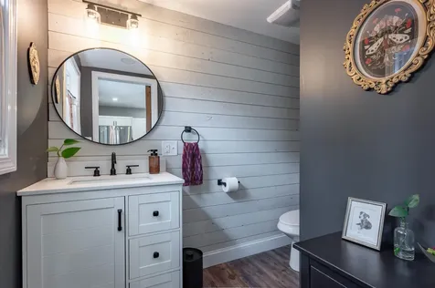 24 Fairview Avenue Derry NH 03038
