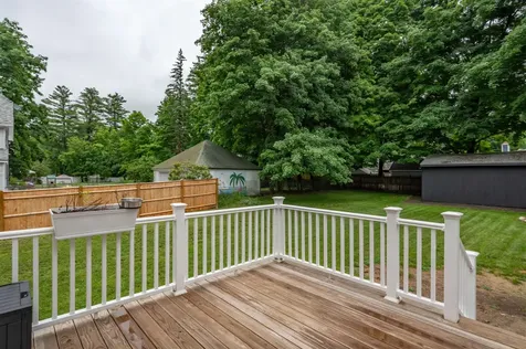 24 Fairview Avenue Derry NH 03038