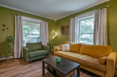 24 Fairview Avenue Derry NH 03038