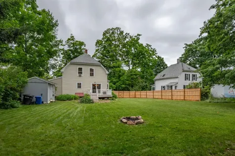 24 Fairview Avenue Derry NH 03038