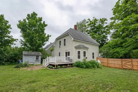 24 Fairview Avenue Derry NH 03038