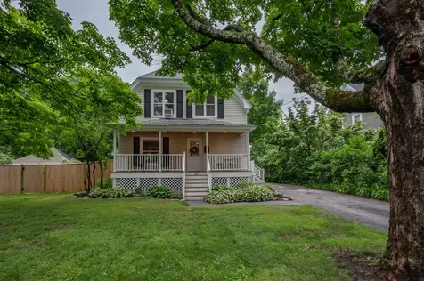 24 Fairview Avenue Derry NH 03038