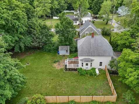 24 Fairview Avenue Derry NH 03038