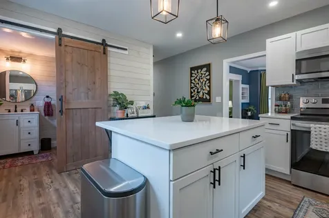 24 Fairview Avenue Derry NH 03038