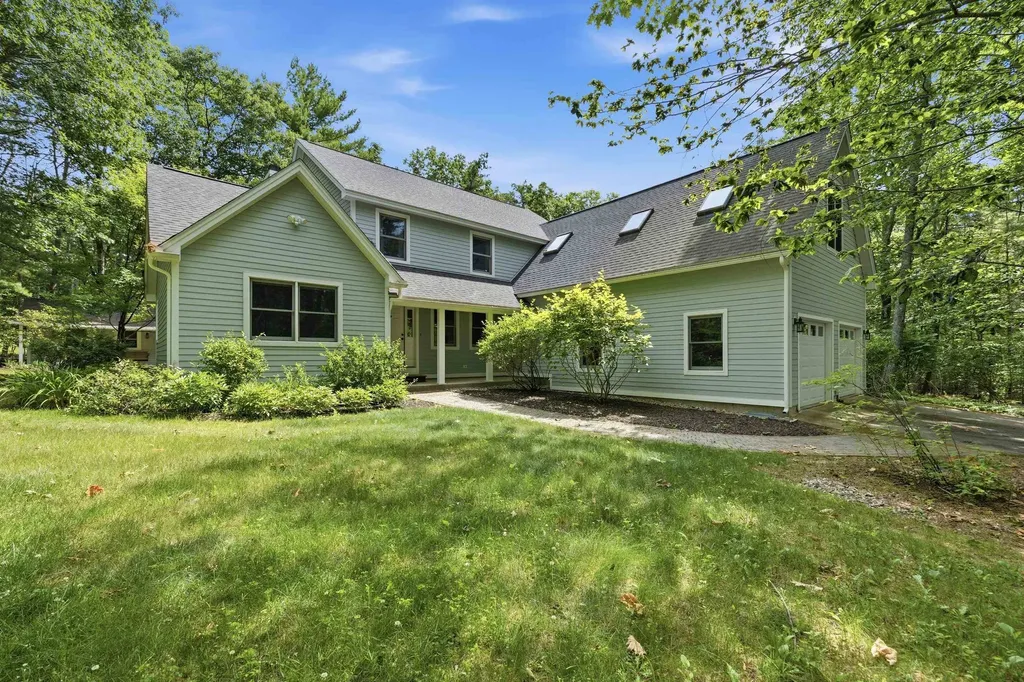 8 Freshet Road Madbury NH 03823