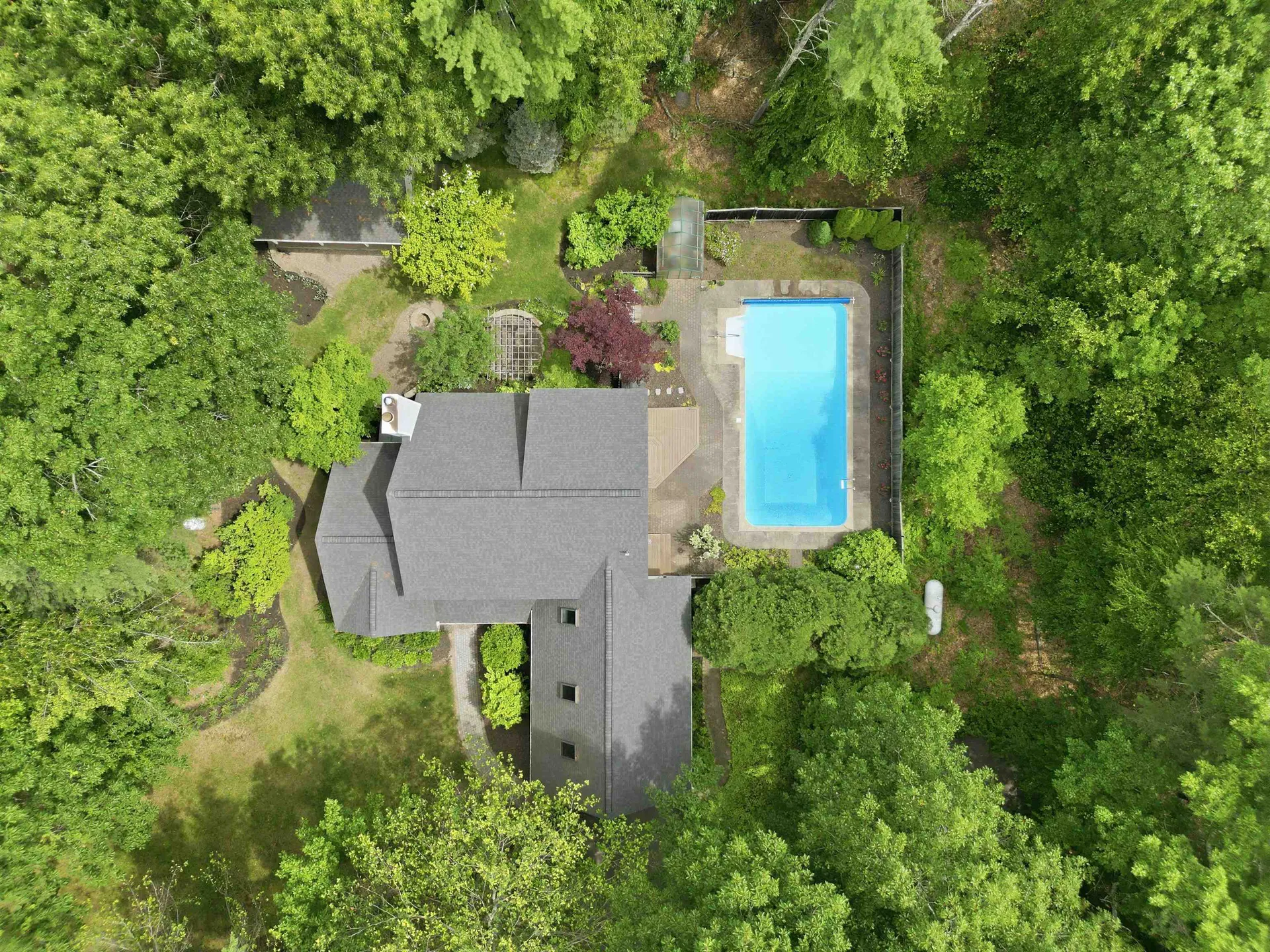 8 Freshet Road Madbury NH 03823