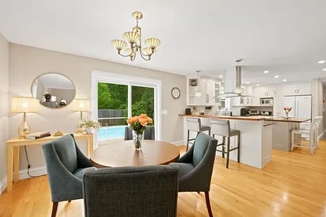 8 Freshet Road Madbury NH 03823