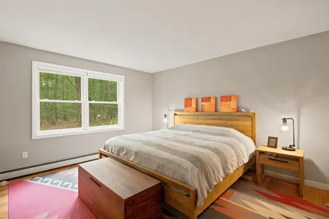 8 Freshet Road Madbury NH 03823