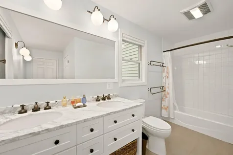 8 Freshet Road Madbury NH 03823