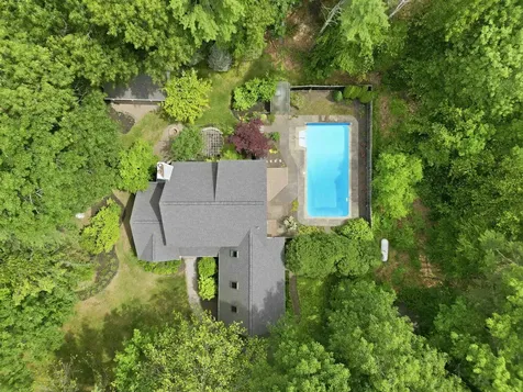 8 Freshet Road Madbury NH 03823