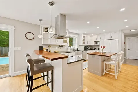 8 Freshet Road Madbury NH 03823