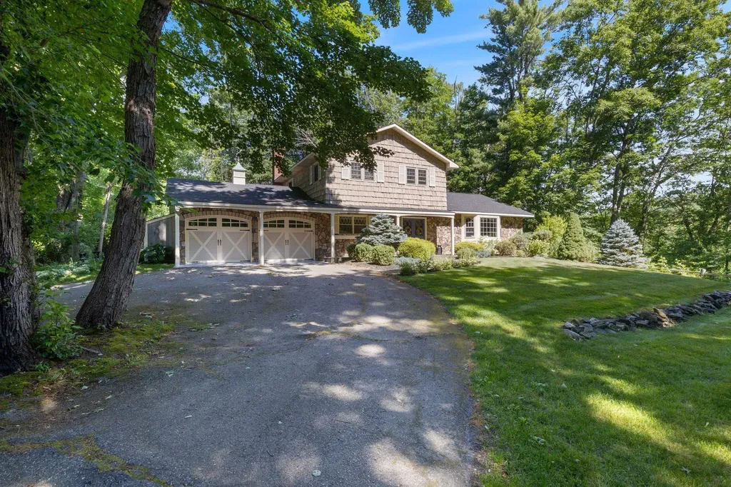 189 Gulf Road Dover NH 03820