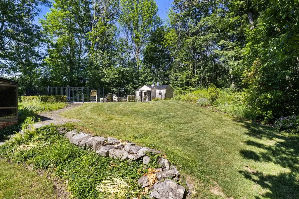 189 Gulf Road Dover NH 03820