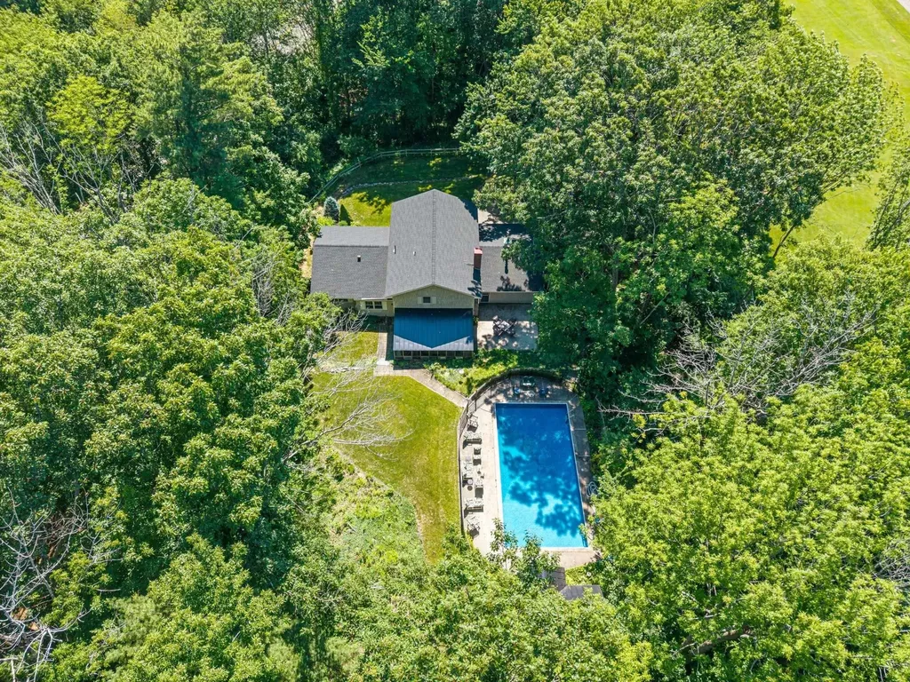 189 Gulf Road Dover NH 03820