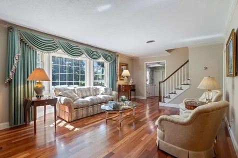 189 Gulf Road Dover NH 03820
