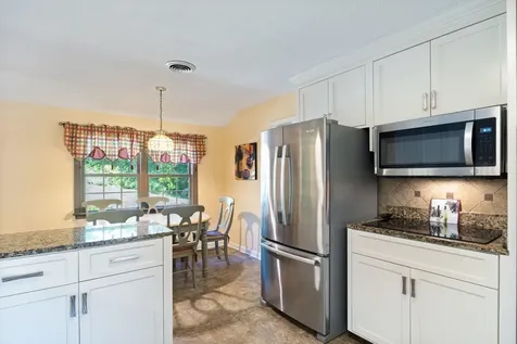 189 Gulf Road Dover NH 03820
