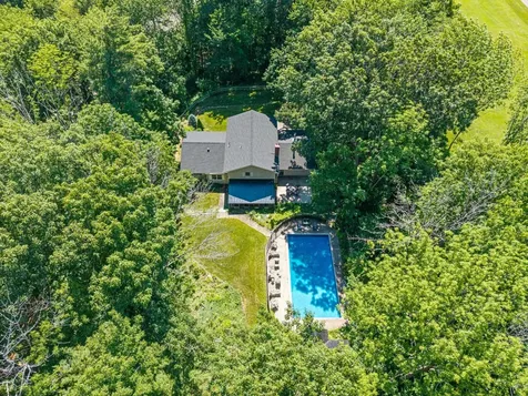 189 Gulf Road Dover NH 03820