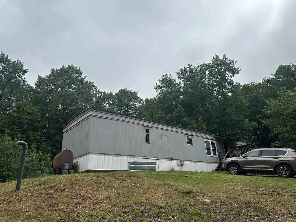 196 Route 10 Marlow NH 03456
