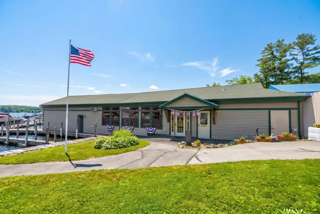 2 Bayshore Drive Meredith NH 03253