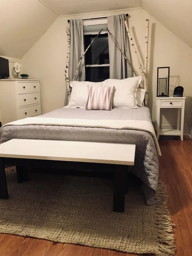 18 School Street Lincoln NH 03251