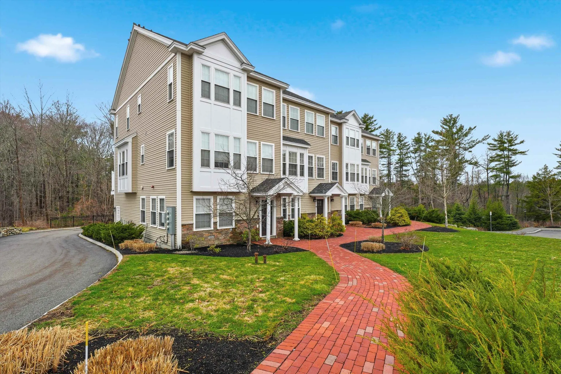46 Acadia Lane Exeter NH 03833
