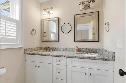 46 Acadia Lane Exeter NH 03833