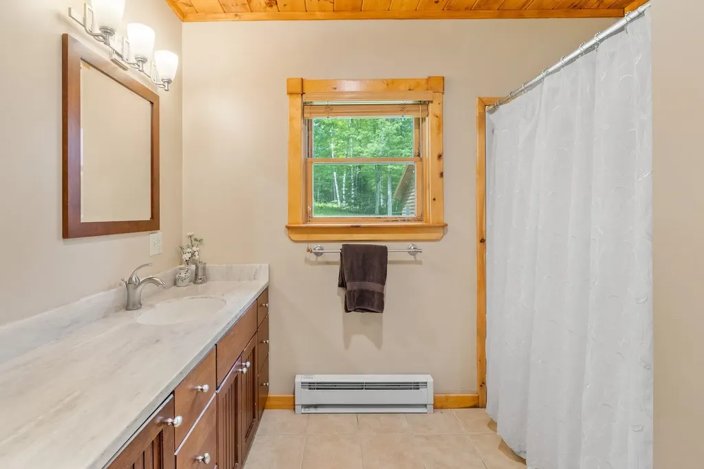 595 Court Street Haverhill NH 03765