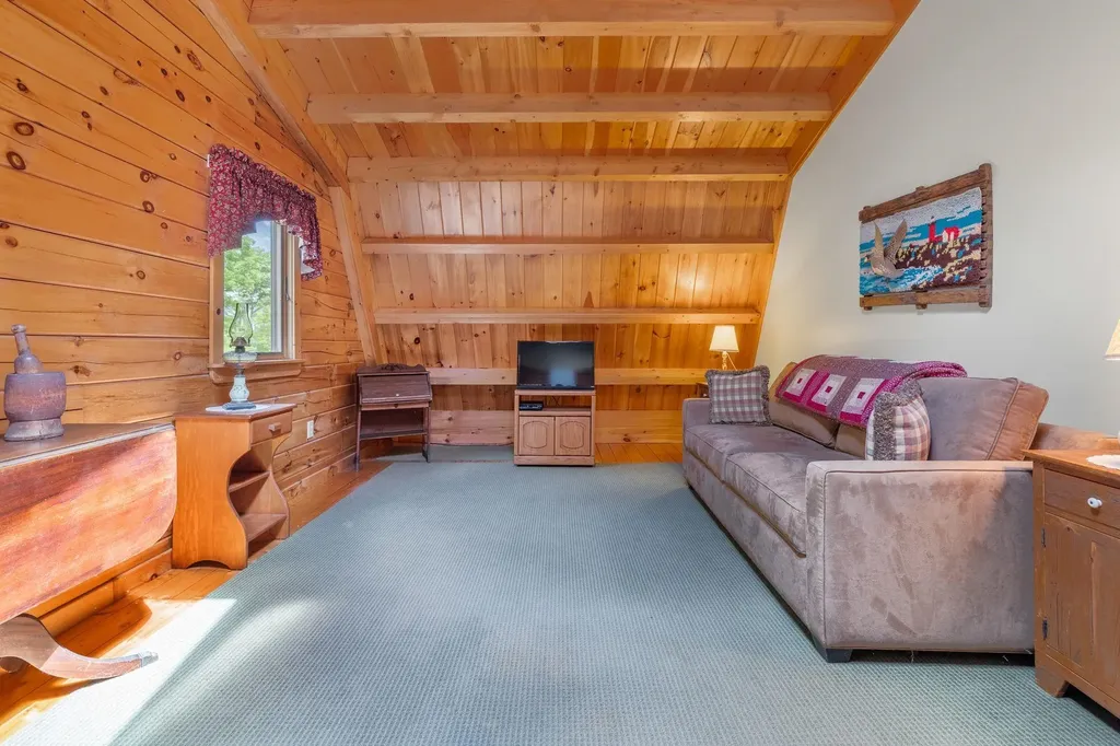 595 Court Street Haverhill NH 03765