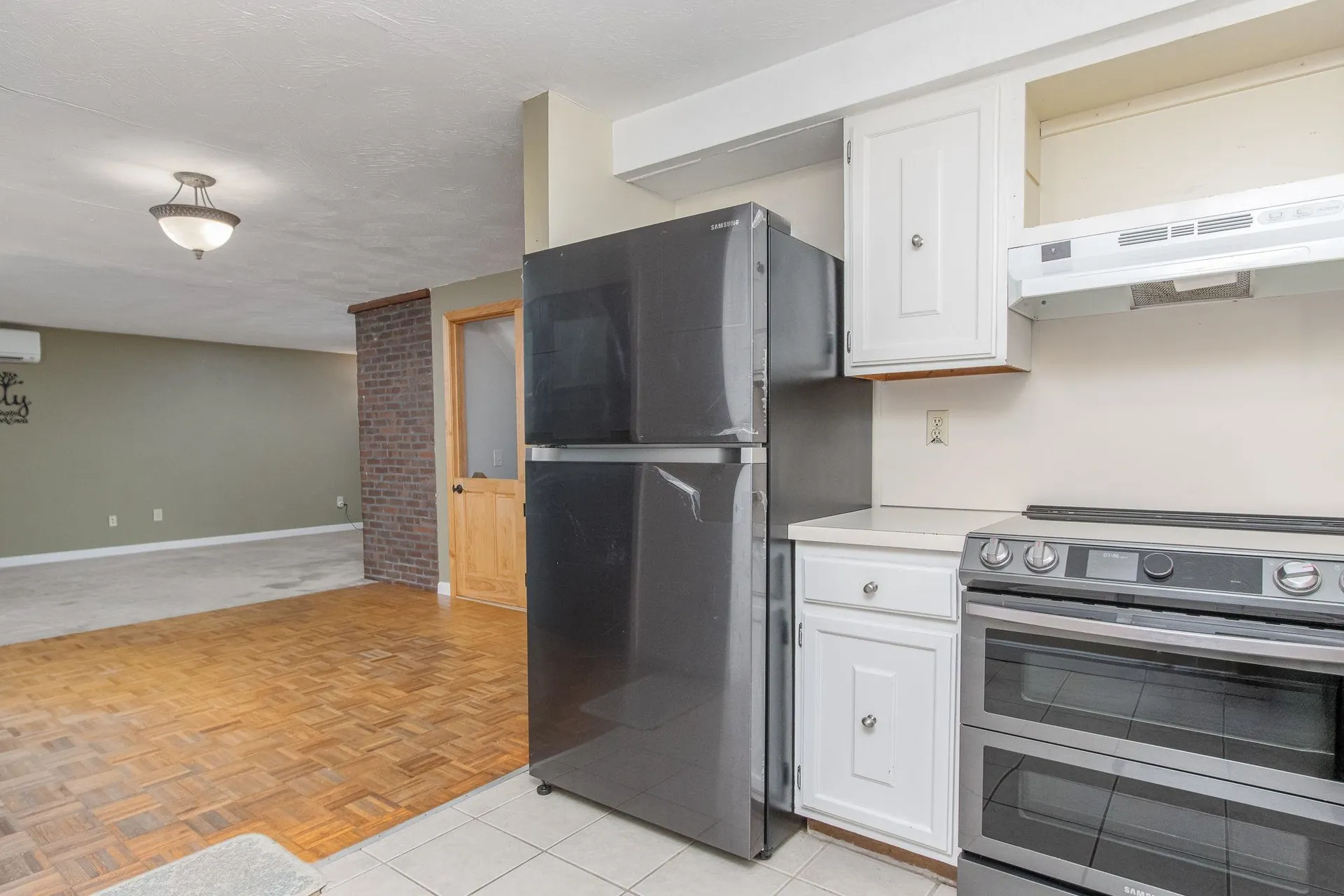 20 Redfield Circle Derry NH 03038-4839