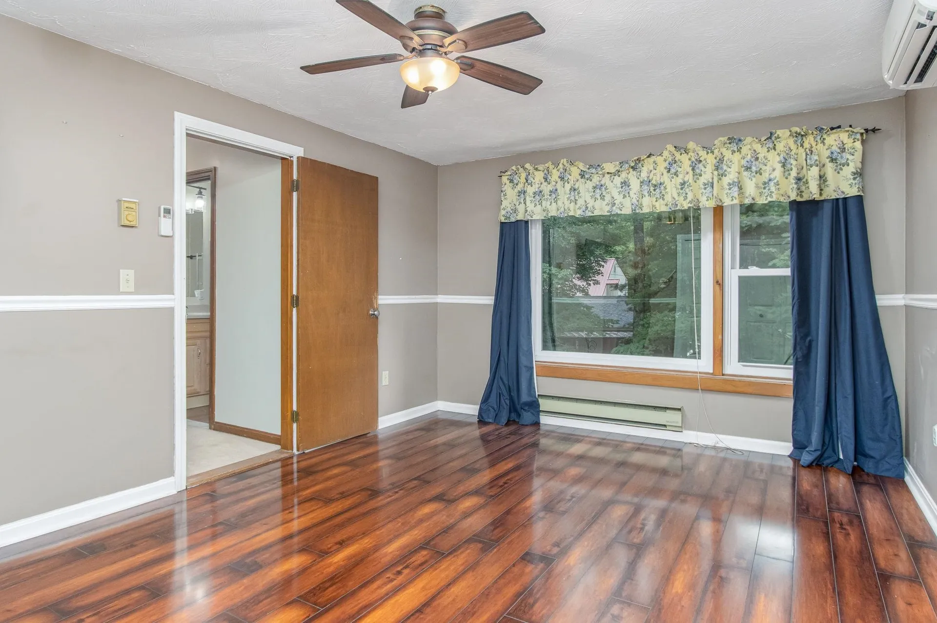 20 Redfield Circle Derry NH 03038-4839