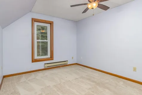 20 Redfield Circle Derry NH 03038-4839