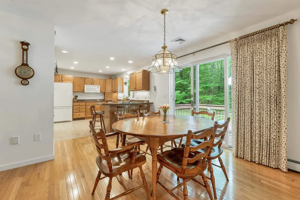 198 Sarah Circle Laconia NH 03246