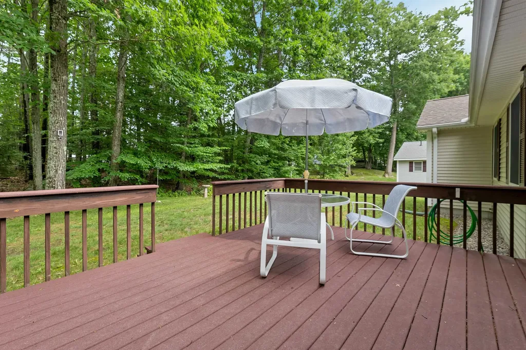 198 Sarah Circle Laconia NH 03246