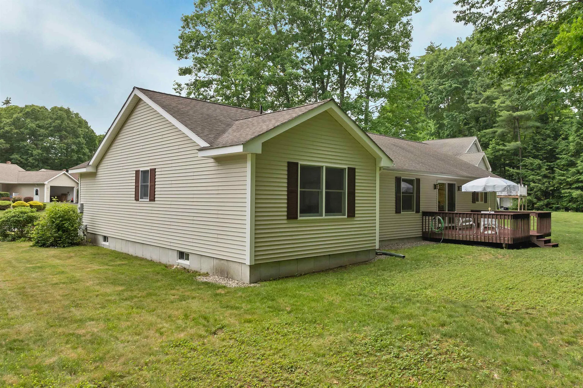 198 Sarah Circle Laconia NH 03246