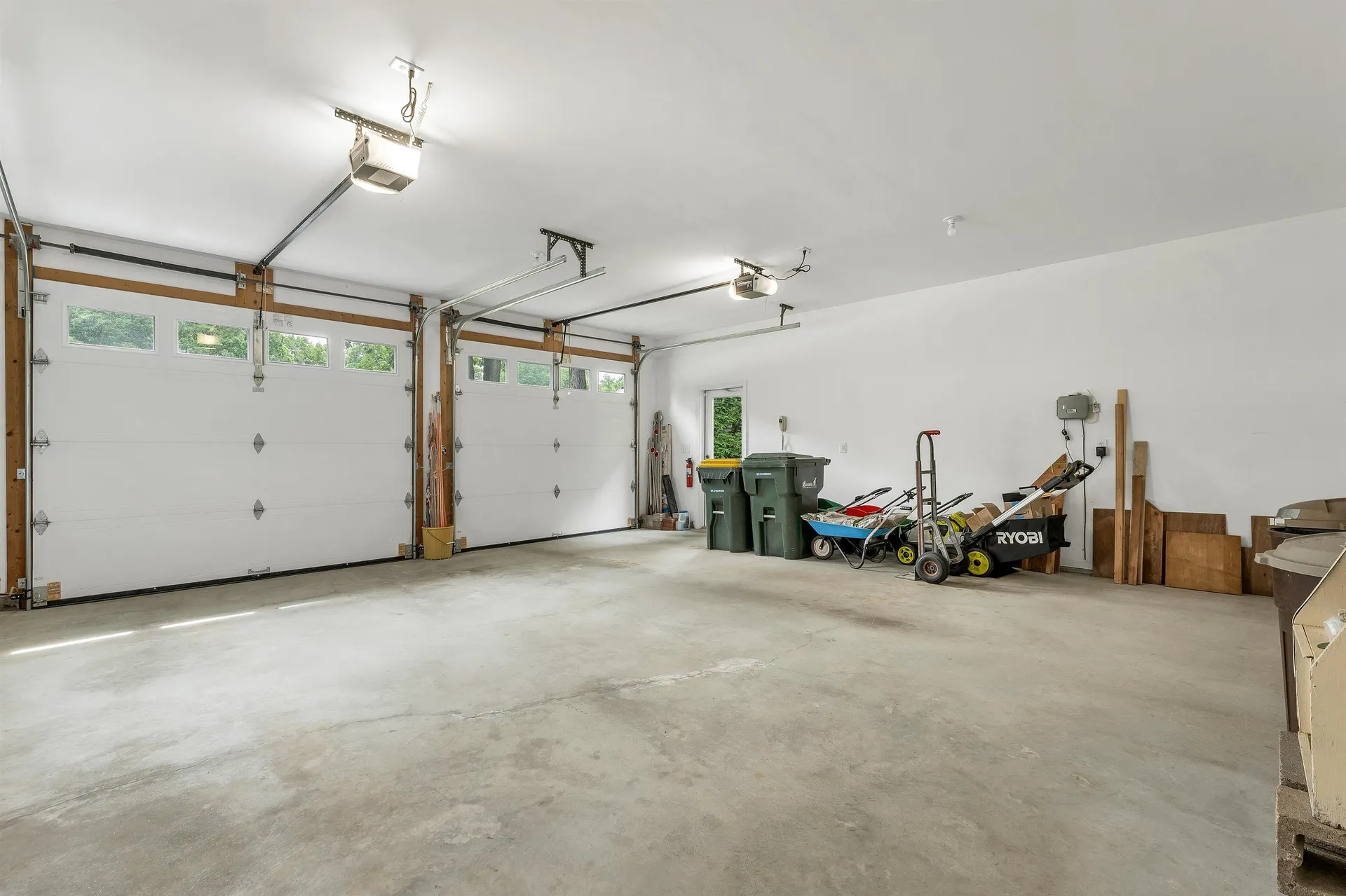 198 Sarah Circle Laconia NH 03246
