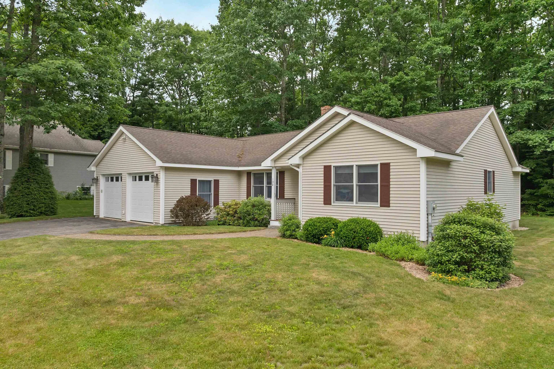 198 Sarah Circle Laconia NH 03246