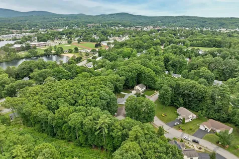198 Sarah Circle Laconia NH 03246