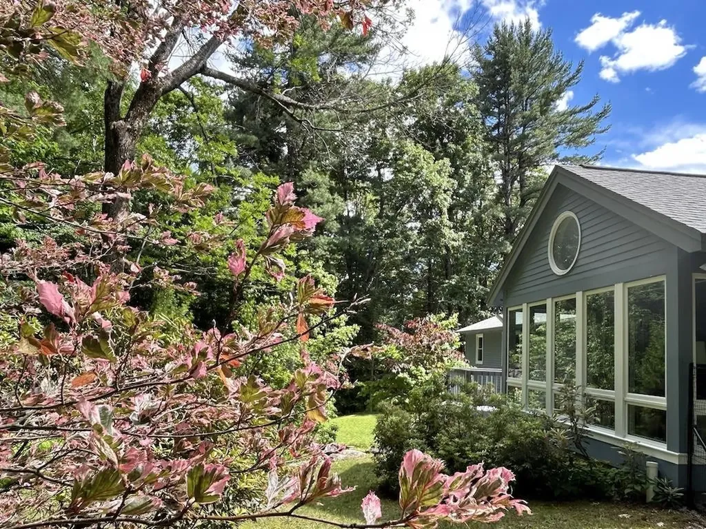 49 Prospect Hill Road Hancock NH 03449