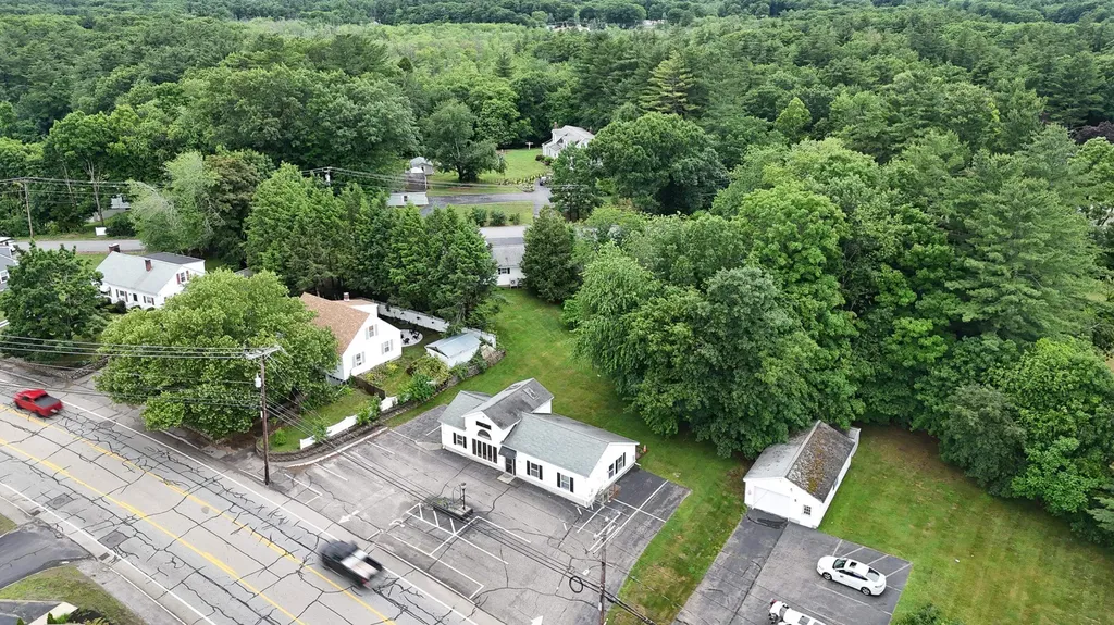 379 High Street Somersworth NH 03878