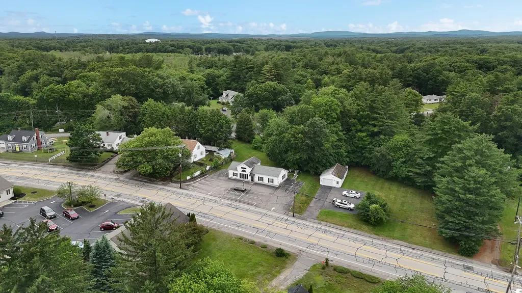 379 High Street Somersworth NH 03878