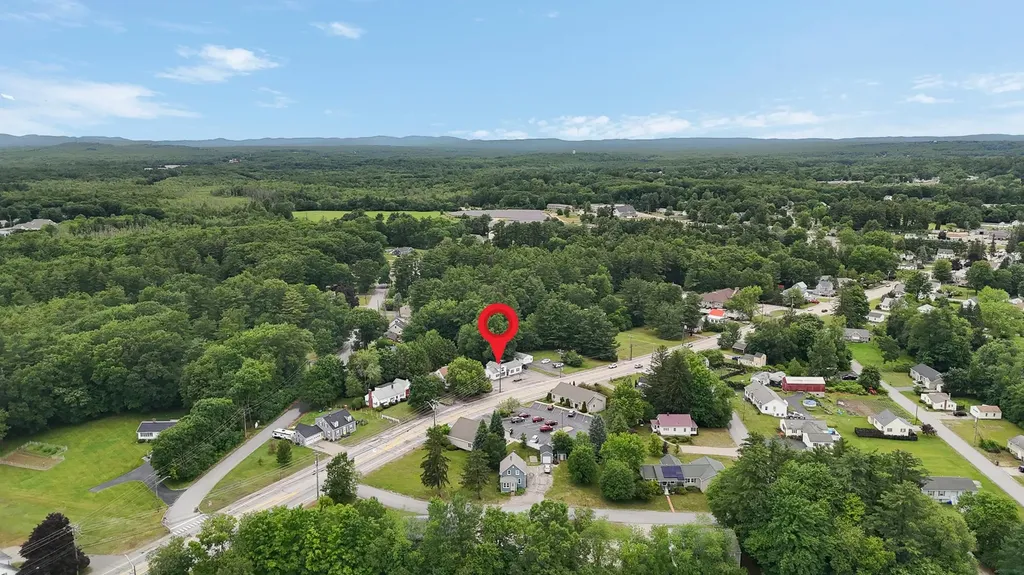 379 High Street Somersworth NH 03878