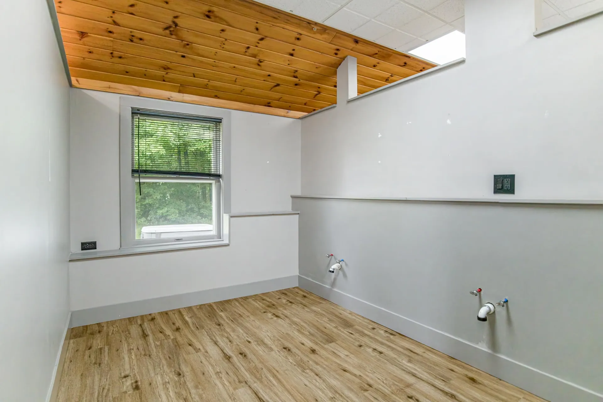 379 High Street Somersworth NH 03878