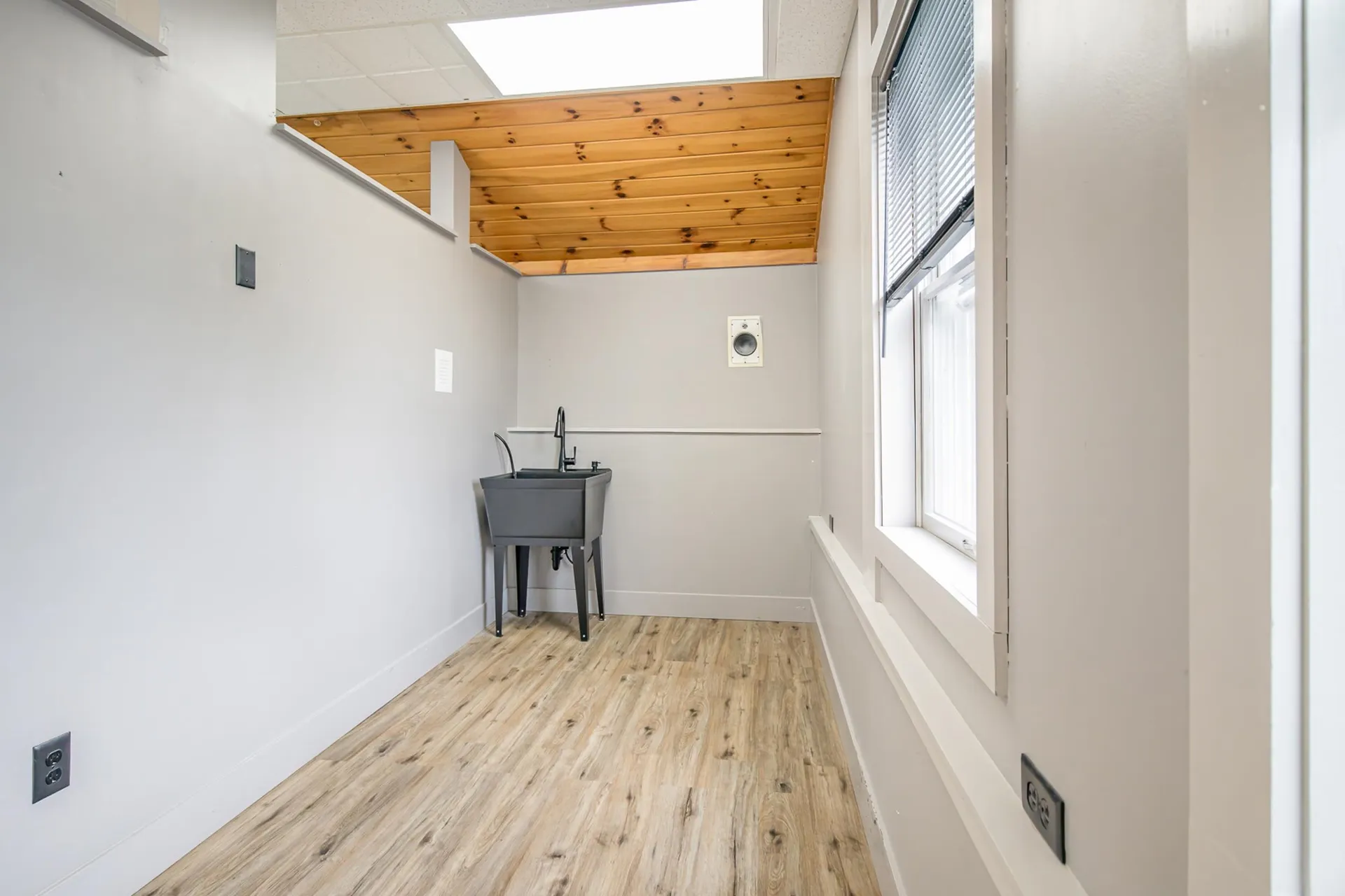 379 High Street Somersworth NH 03878