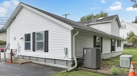 379 High Street Somersworth NH 03878