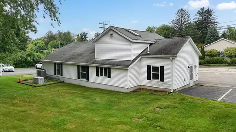 379 High Street Somersworth NH 03878