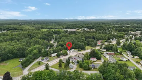 379 High Street Somersworth NH 03878