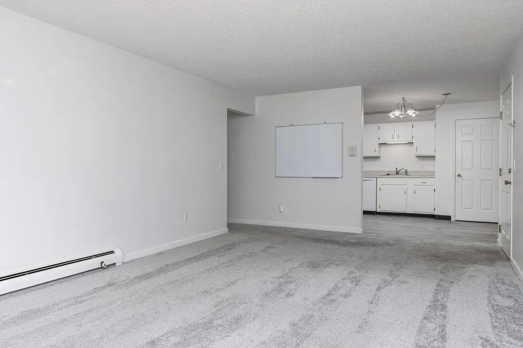 16 Northbrook Drive Manchester NH 03102